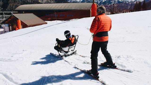 Journée handiride à Puy Saint Vincent - Deutsch