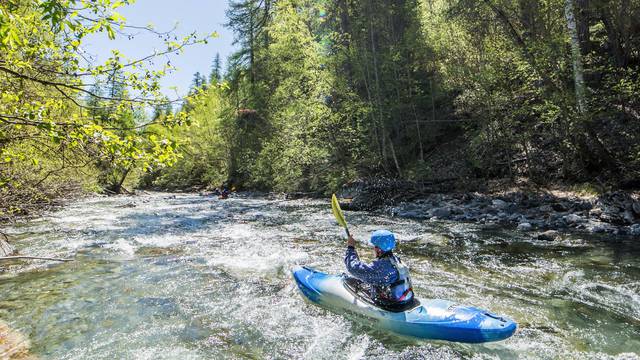 kayak_riviere_vallouise_onde_leau_nature_printemps2017