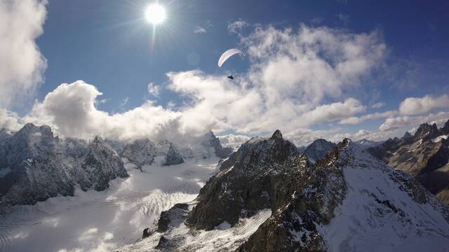 Paragliding Alps