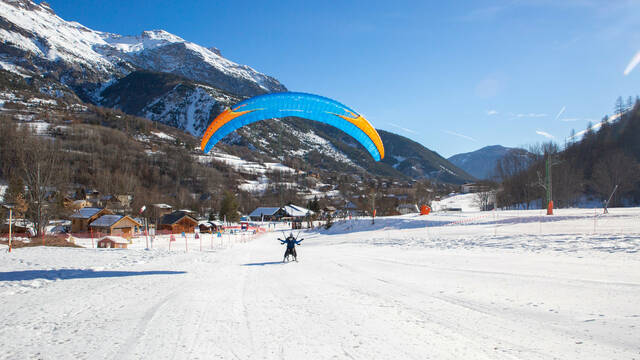 Parapente dans les écrins