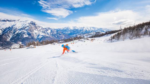 Puy Saint Vincent ouvre le week-end du 15 décembre ! - Deutsch